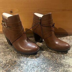 Elegant Brown Ankle Boots